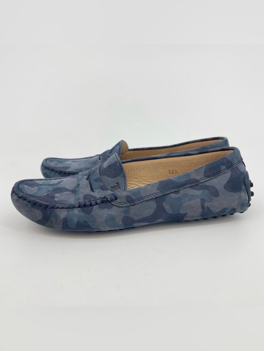 TODS Women’s Blue Camo Suede Driver